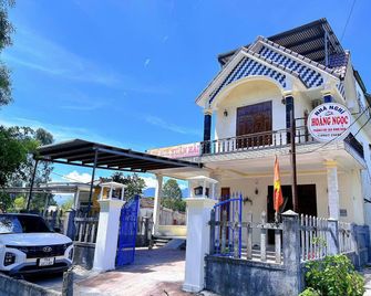 Hoang Ngoc Motel - Lăng Cô - Building