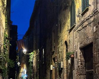 Appartamento Via Gelsi - Bolsena - Vista del exterior