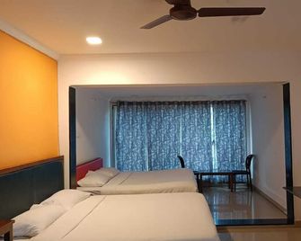 The Heart Of Heaven - Atvan - Bedroom