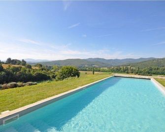 Tinaia - Anghiari - Pool