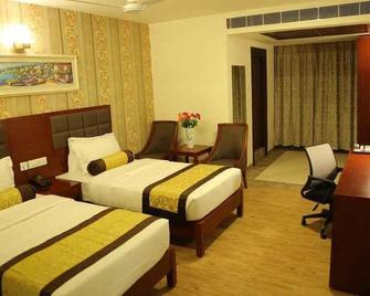 Budget Hotel - Karīmnagar - Bedroom