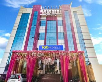 Fabhotel Prime Z Grand - Ludhiāna - Building