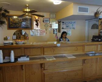 Antlers Inn Goliad - Goliad - Rezeption