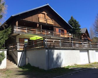 Apartment 55m2 in chalet at AX 3 domaines - 3mn from the slopes, Large terrace - Ax-Les-Thermes - Building