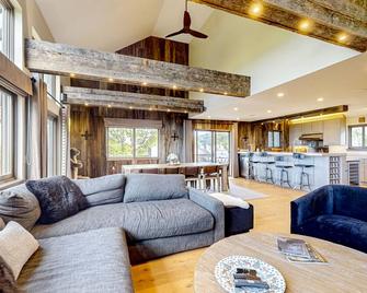 Okemo Mountain Vista - Ludlow - Living room