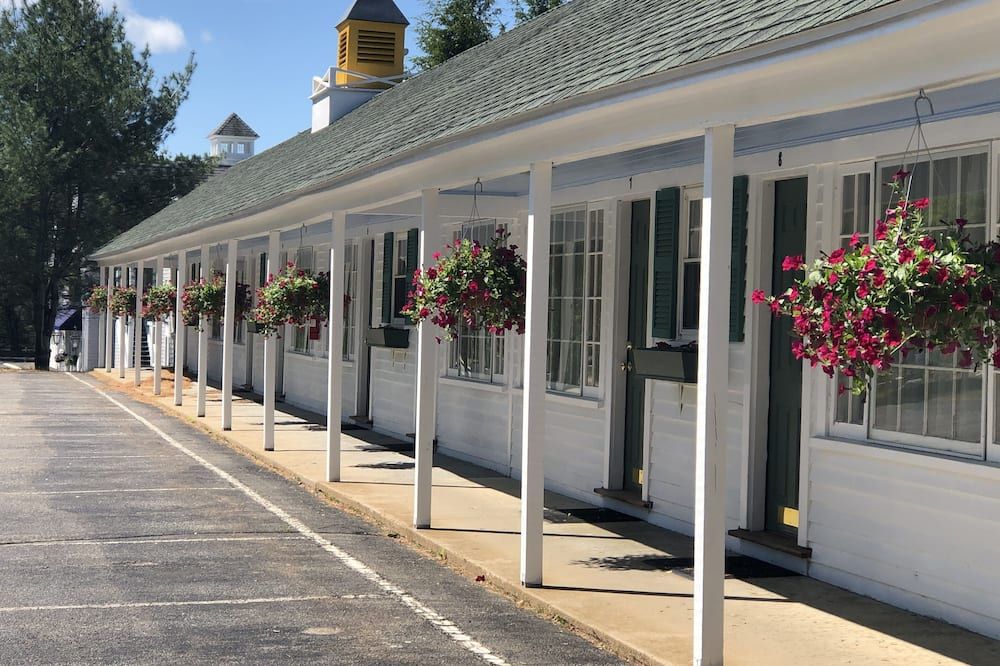 School House Inn - נורת' קונווי - בניין