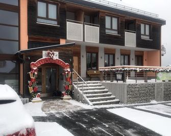 Das Arni´s - Fichtelberg - Будівля