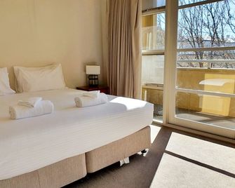 Central Shepparton Apartments - Shepparton - Bedroom