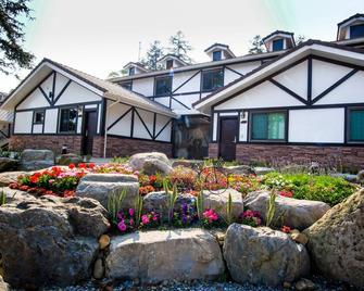 Yo Shen Jing Resorts - Nantou City - Building