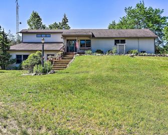 Southeast Michigan Escape about 3 Mi to Adrian! - Adrian - Будівля