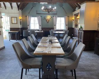 The Village Inn - Swindon - Restaurante