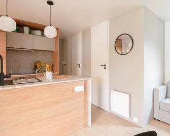 Mobil-Home 40m Avec Jardin Et Piscine - Villeneuve-en-Retz - Kitchen