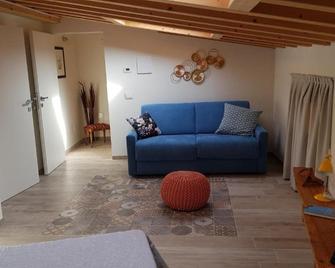Toson d'Oro Bed & Breakfast - Sabbioneta - Living room