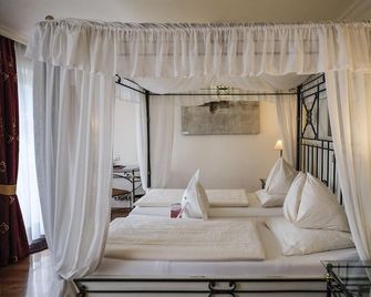 Hotel Rosenvilla - Σάλτσμπουργκ - Κρεβατοκάμαρα