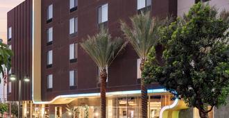 SpringHill Suites by Marriott Los Angeles Burbank/Downtown - Μπέρμπανκ