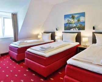 Hotel Maurer - Karlsruhe - Bedroom