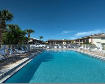 Palm Manor Resort - Unit 6-203 - Englewood - Piscine