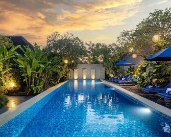 Rama Residence Petitenget - Kuta - Pool