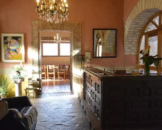 Hotel Amor y Paz - Real de Catorce - Front desk