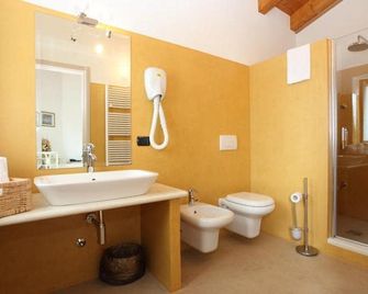 B&B Fontana Rosa - Caprino Veronese - Bathroom