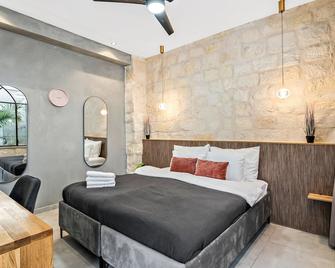 Old City Boutique - By La Finca Hotel - Beer Sheva - Bedroom