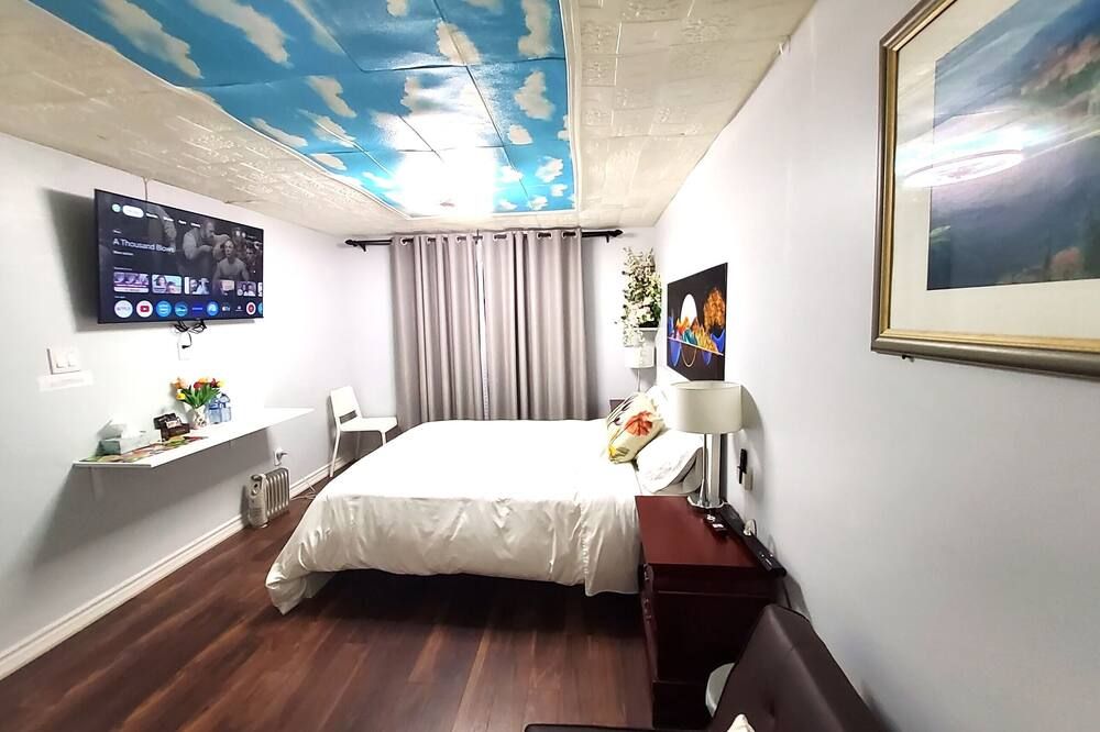 Cozy and Quiet Homestay with Private Bathroom - טורונטו - חדר שינה