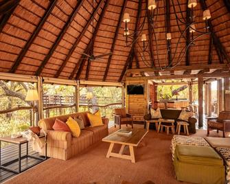 Kapama Buffalo Camp - Hoedspruit - Living room