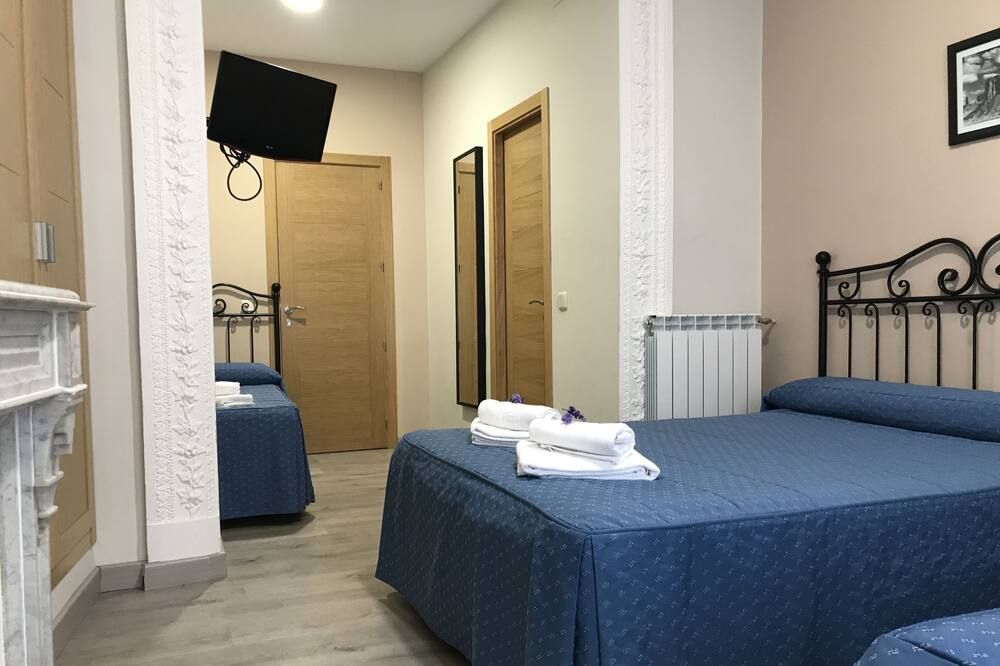 بيت شباب إل بيلار