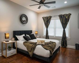 Luxurious Fully-Furnished 4-Bedroom House - Chamblee