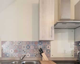 Ballater Retreat - Sja Stays - Modern 1 Bed Apartment - Ballater - Cucina