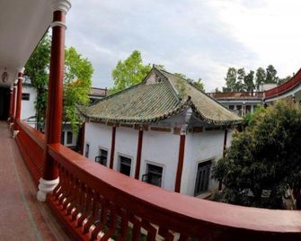 Ci'enlu Country Art Hotel - Meizhou - Balcony
