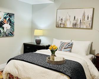 Riverside New Town Homes Basement Infront Russ freeman park - Idaho Falls - Bedroom