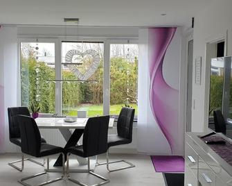 Holiday house Lemmer for 1 - 4 persons with 2 bedrooms - Holiday house - Lemmer - Essbereich
