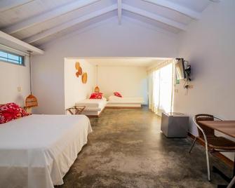 Los Colores Ecoparque - Puerto Triunfo - Habitación
