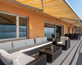 Seestern direkt am See / 6 pax - Ennetburgen - Balkon