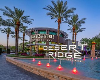 Holiday Inn Express & Suites Phoenix North - Scottsdale By IHG - Phoenix - Attraktionen