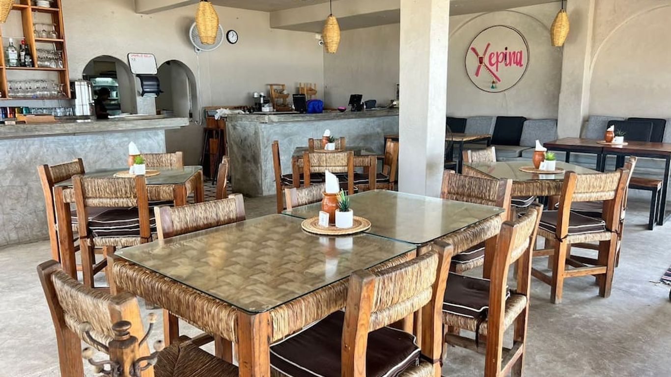 هوتل باكسار