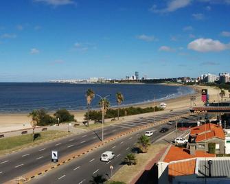 Apartment in front of the beach - Montevideo - Beach
