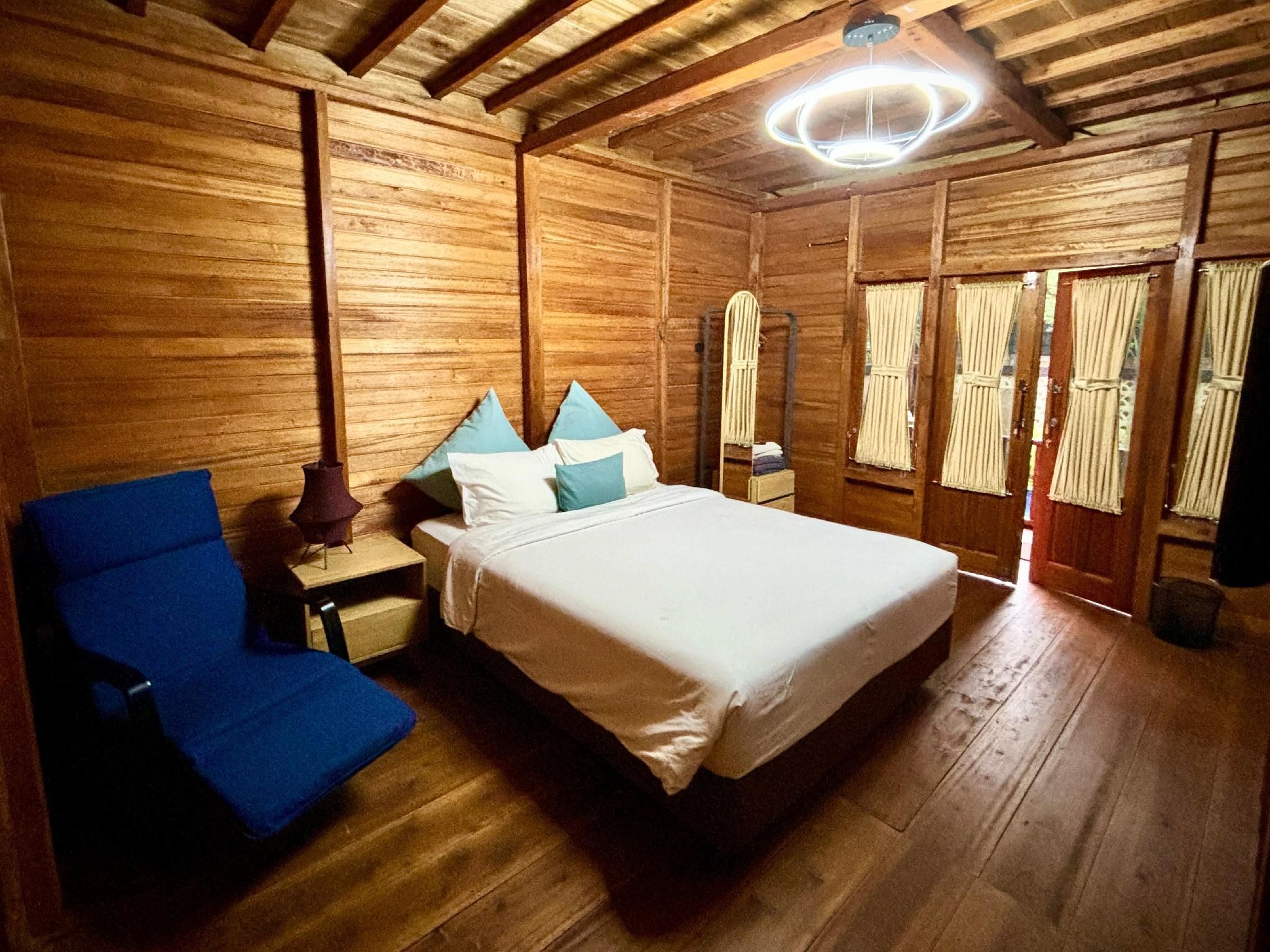 Nemuru Villa Ubud Anyer - Anyar - Camera da letto