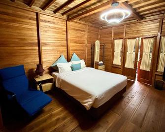 Nemuru Villa Ubud Anyer - Anyar - Bedroom