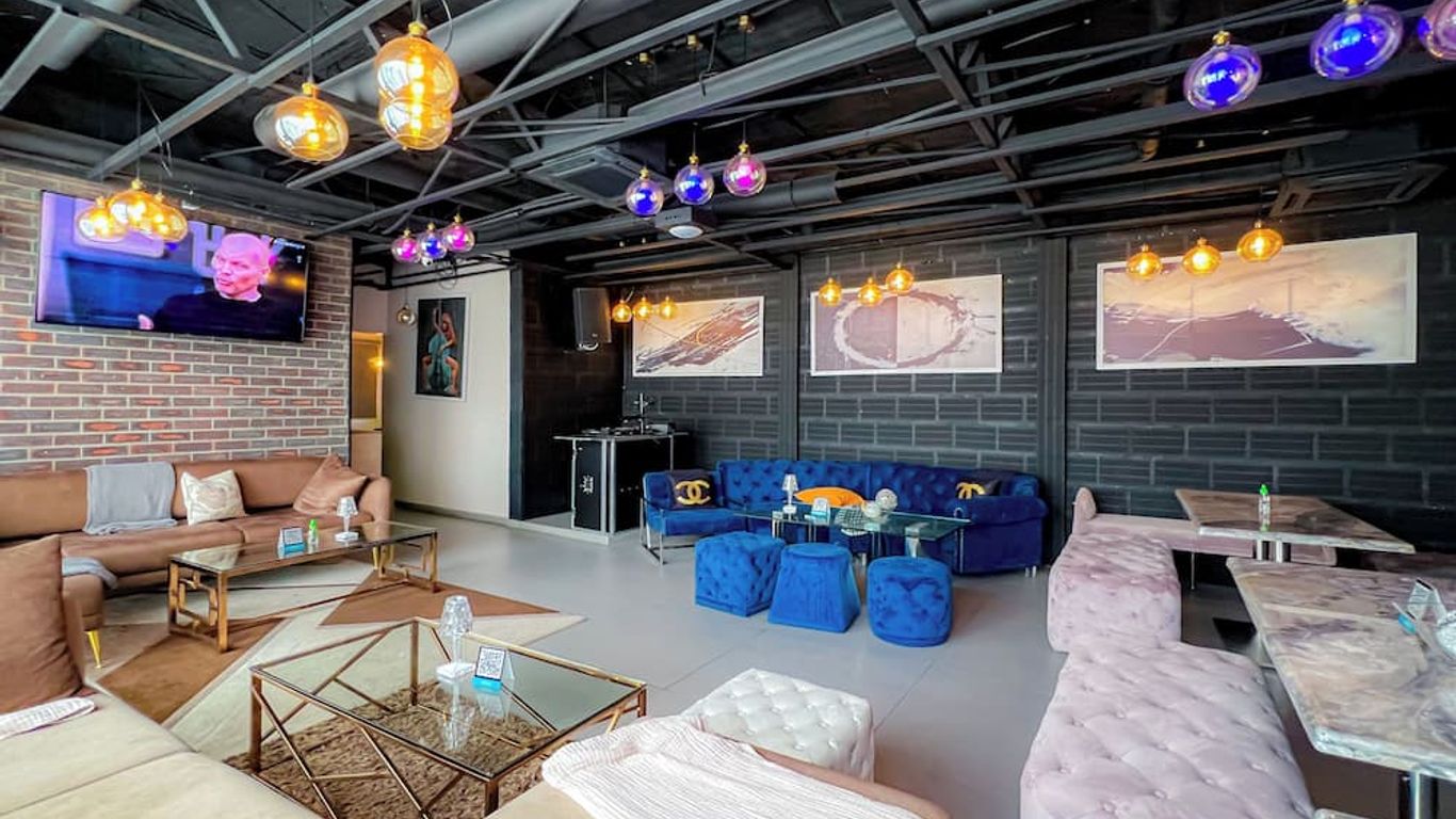 Box Residence Hotel & Apartment