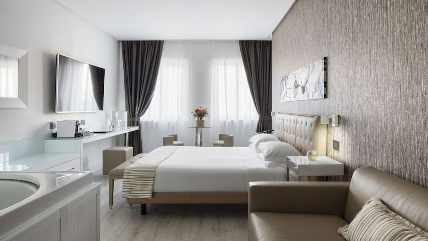 Lhp Napoli Palace & Spa