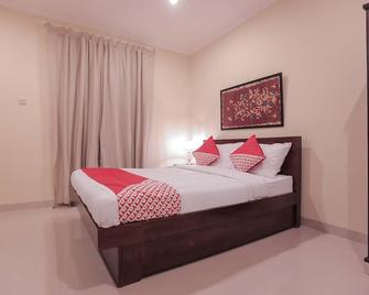 OYO 133 Griya Ciaji - Jakarta - Schlafzimmer