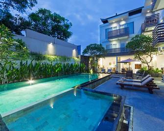 The Rinaya Canggu by ecommerceloka - North Kuta - Pool
