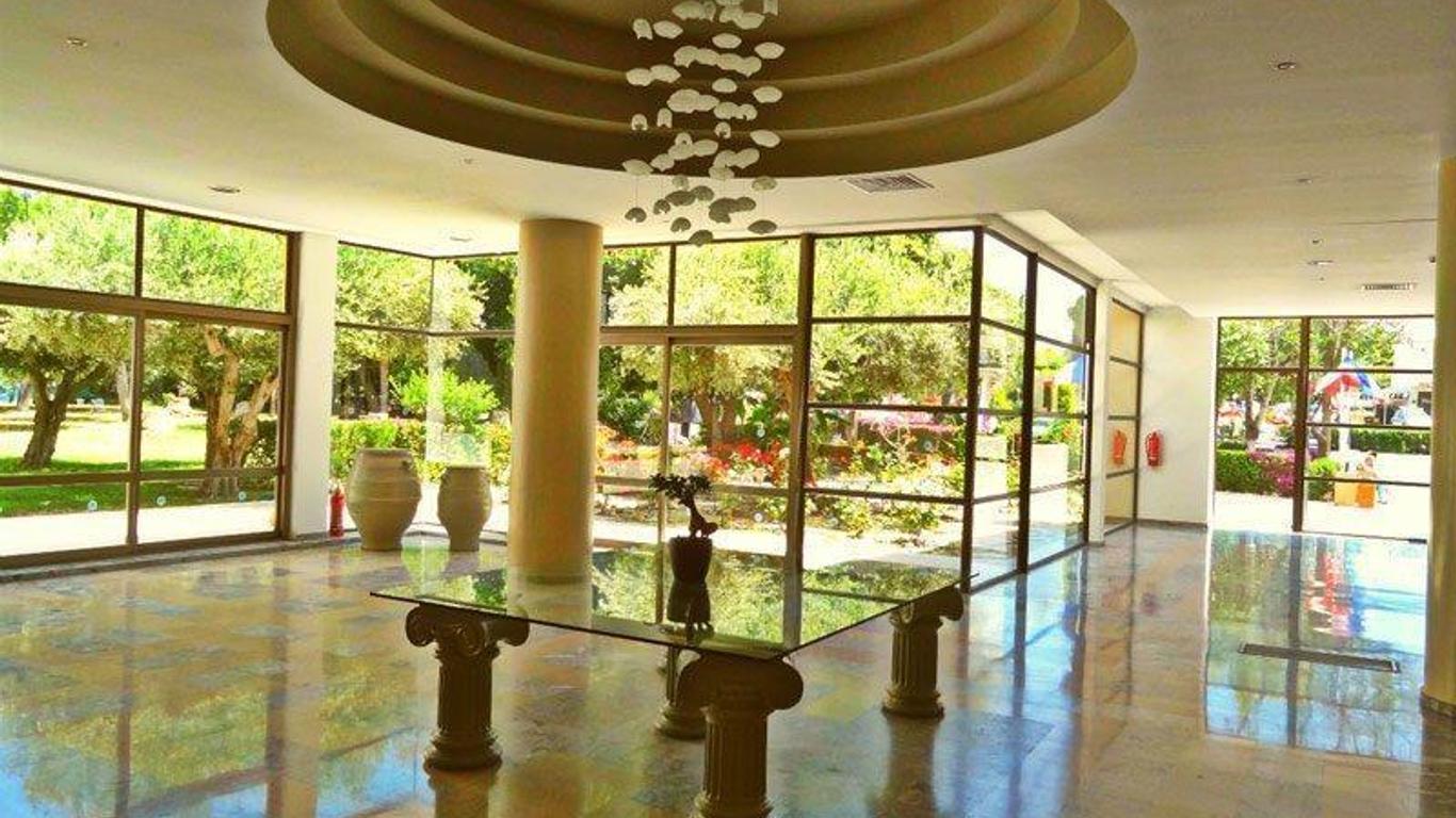 Doreta Beach Resort & Spa