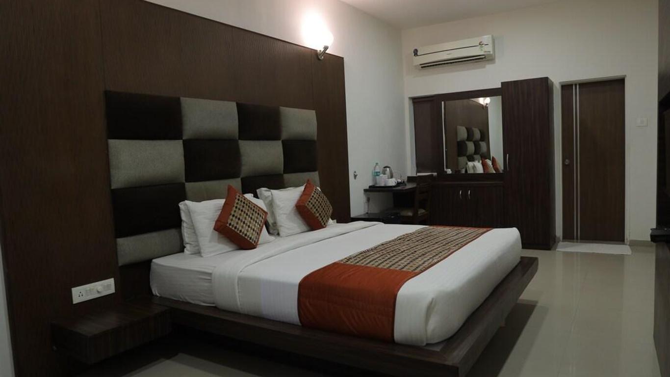 Banyan Paradise Resort