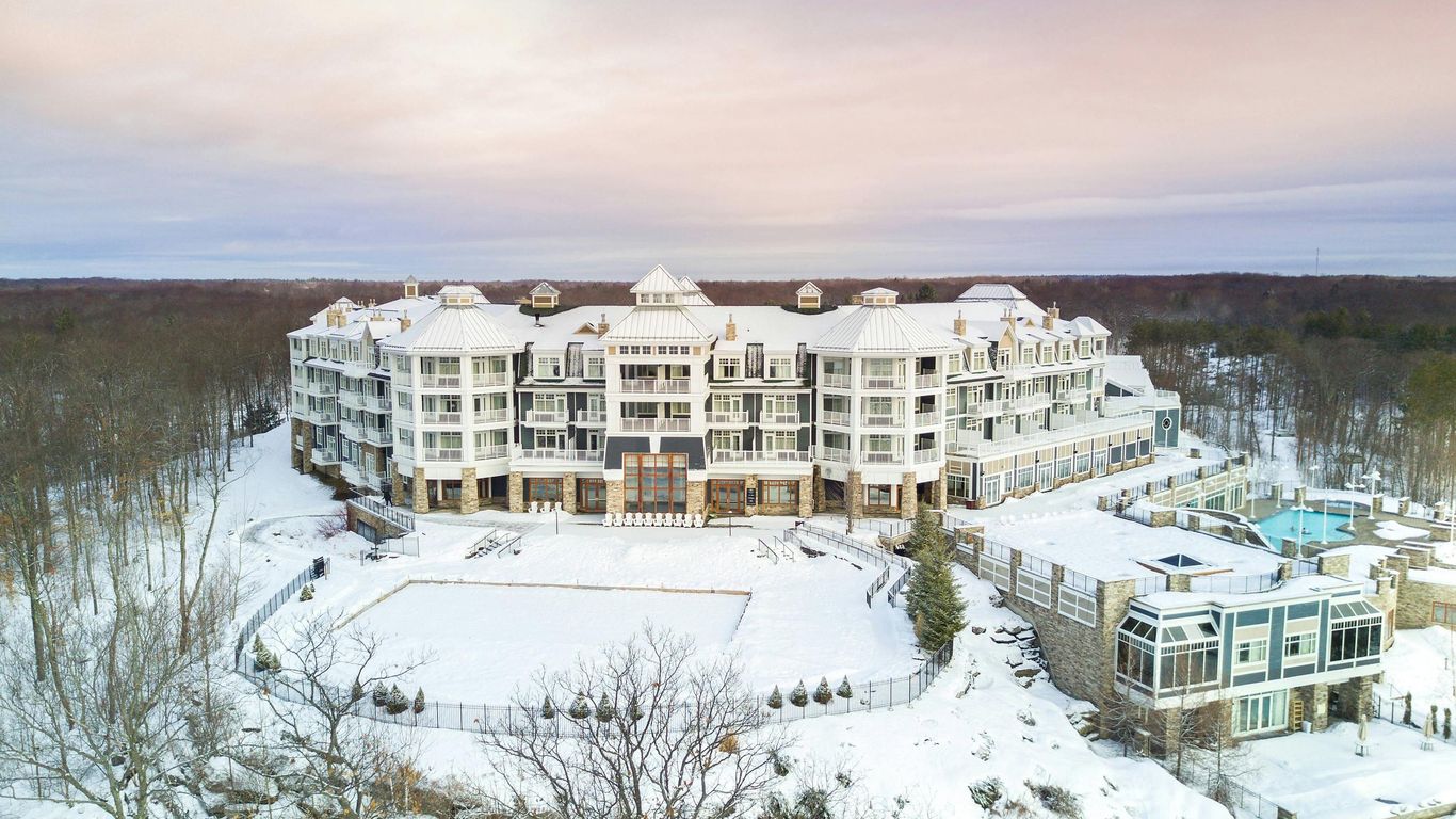 JW Marriott The Rosseau Muskoka Resort & Spa