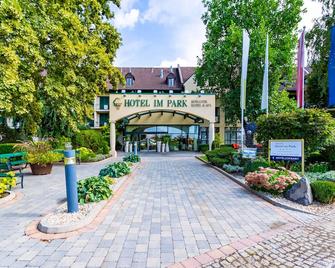 Hotel im Park - Radkersburg - Building