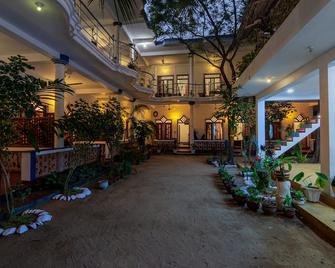 Arugambay Resort - Arugam - Lobby