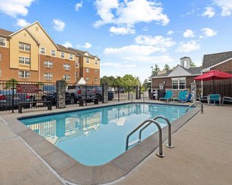 TownePlace Suites by Marriott Minneapolis Eden Prairie - Eden Prairie - Pool